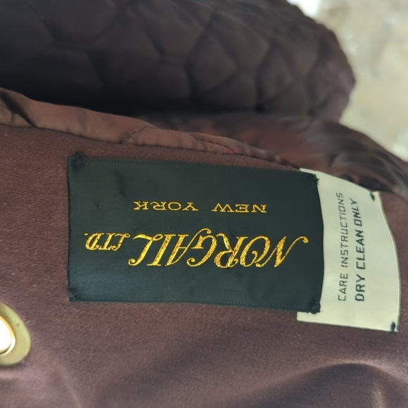 Vintage buckle long quilted fuzzy hooded coat size small - Picture 5 of 11